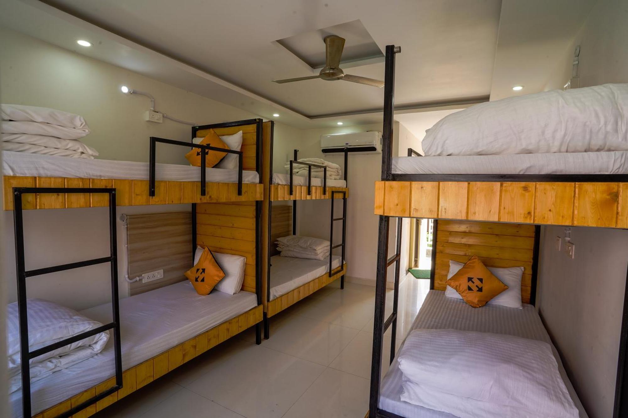 Hostel Hide-In Rishikesh, Laxman Jhula Exterior foto